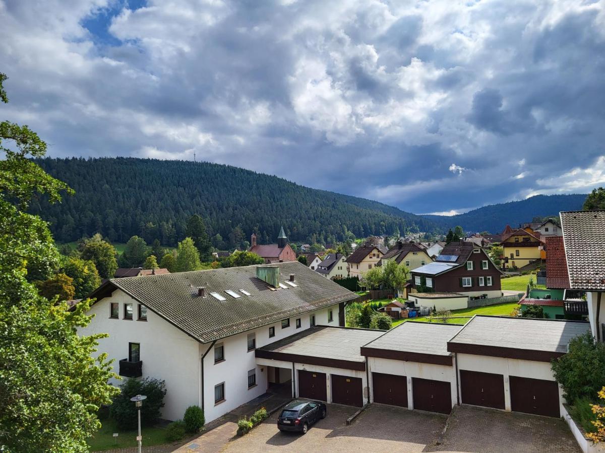 Schwarzwaldsuite Mit Panorama Waldblick Enzklösterle Dış mekan fotoğraf